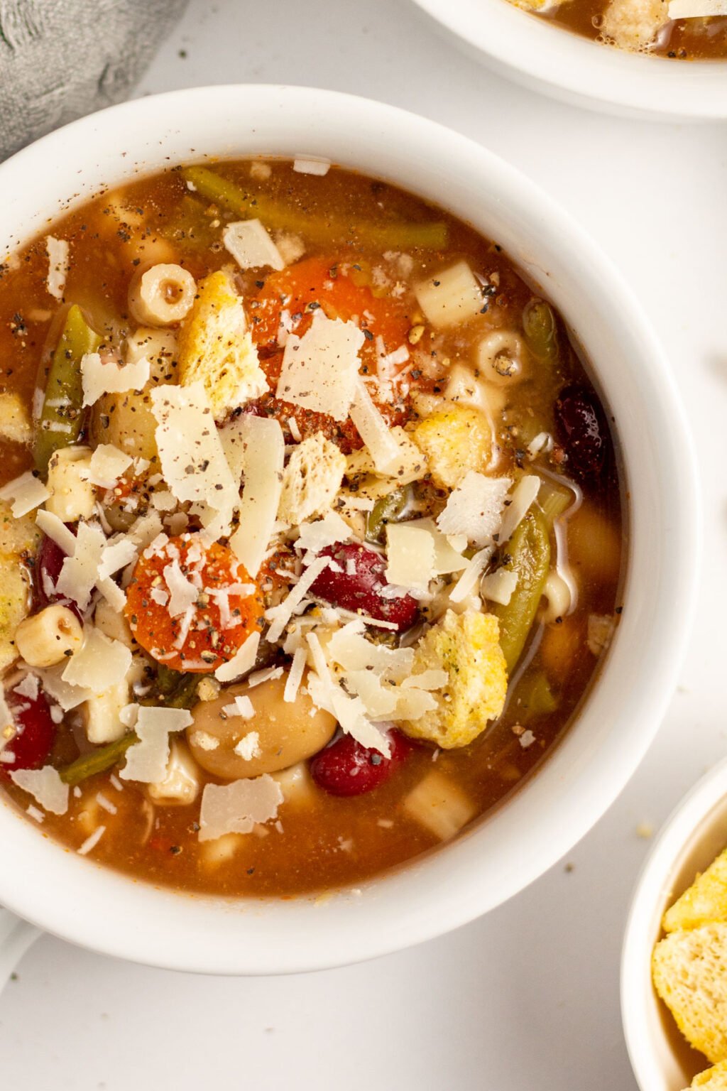 Slow Cooker Vegetarian Minestrone Soup (Meatless, Dairy-Free, Gluten ...