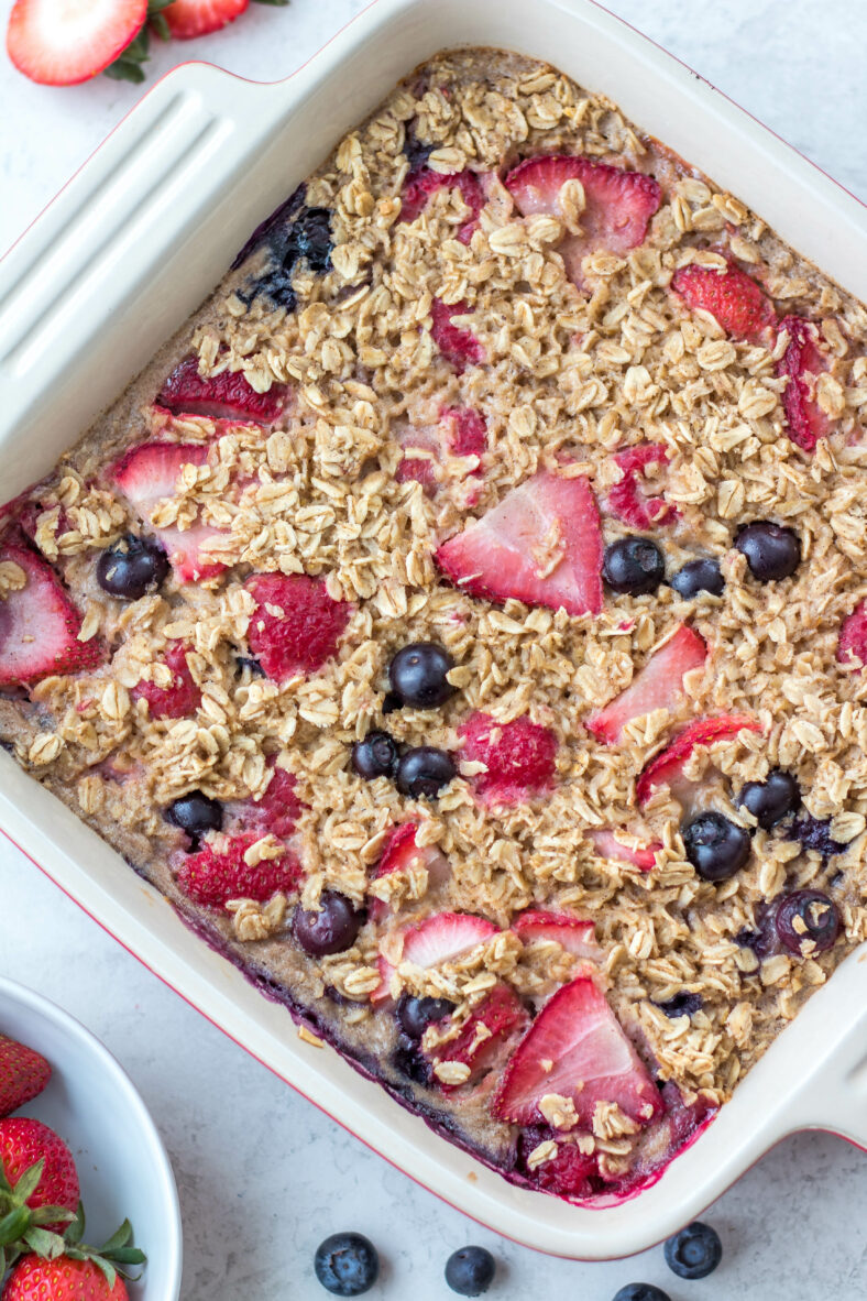 Healthy Mixed Berry Baked Oatmeal - Healthy Hearty Recipes