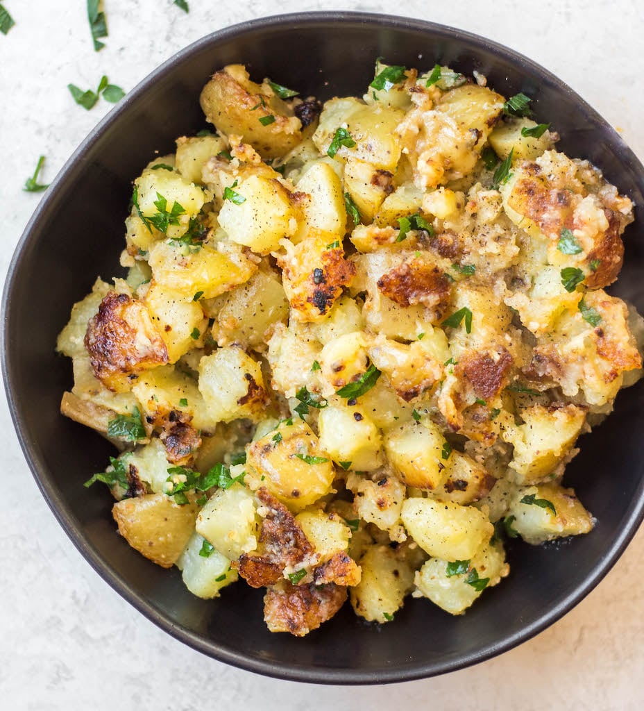 These crispy brabant potatoes are the best side dish to serve with any meal. They're simple to prepare, and made with the perfect amount of butter and garlic. Crispy brabant potatoes are a New Orleans favorite, often called Louisiana Potatoes, and once you have them once you'll see why! #brabantpotatoes #sidedishrecipes #glutenfreesides #potatorecipes
