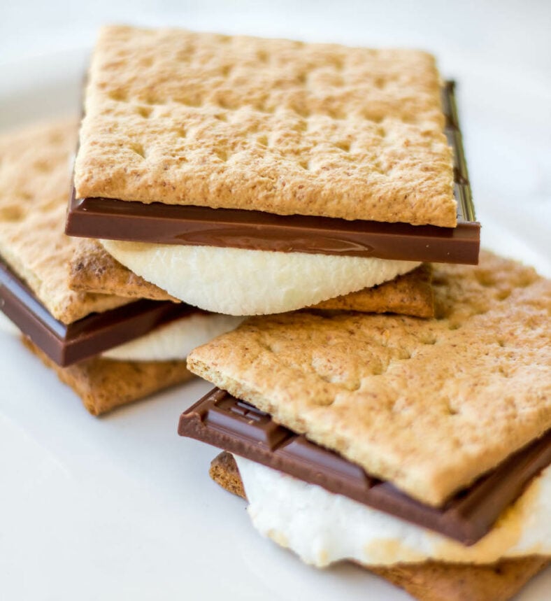 Air Fryer S'mores - Healthy Hearty Recipes